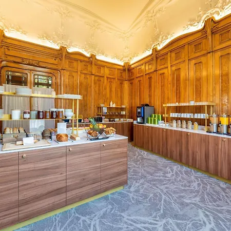 Mercure Lyon Centre Chateau Perrache-3